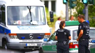 ألمانيا.. محاكمة صومالي بتهمة طعن 3 أشخاص حتى الموت وإيذاء آخرين
